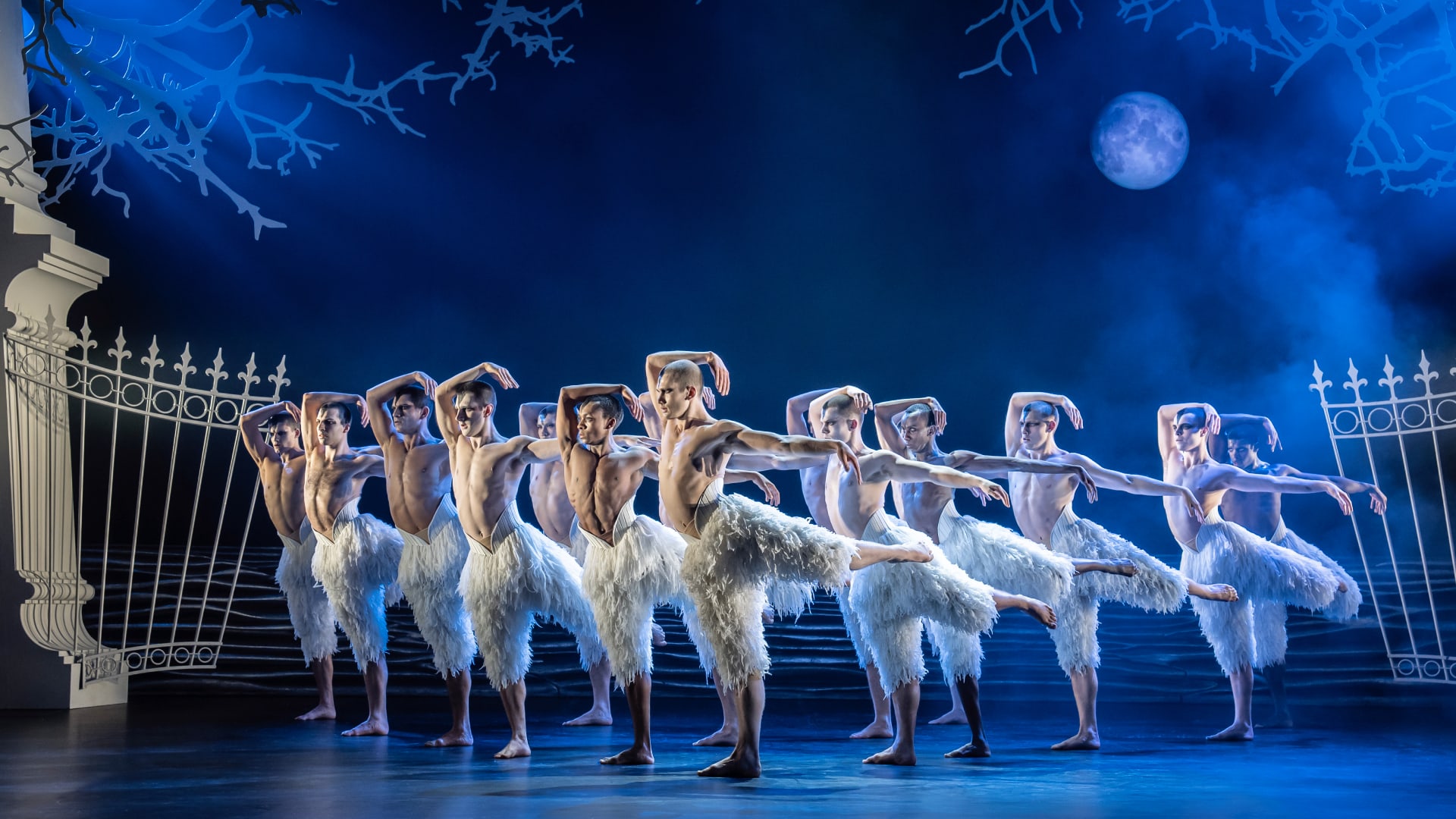 matthew-bourne-s-swan-lake-tickets-theatre-royal-glasgow-in-glasgow